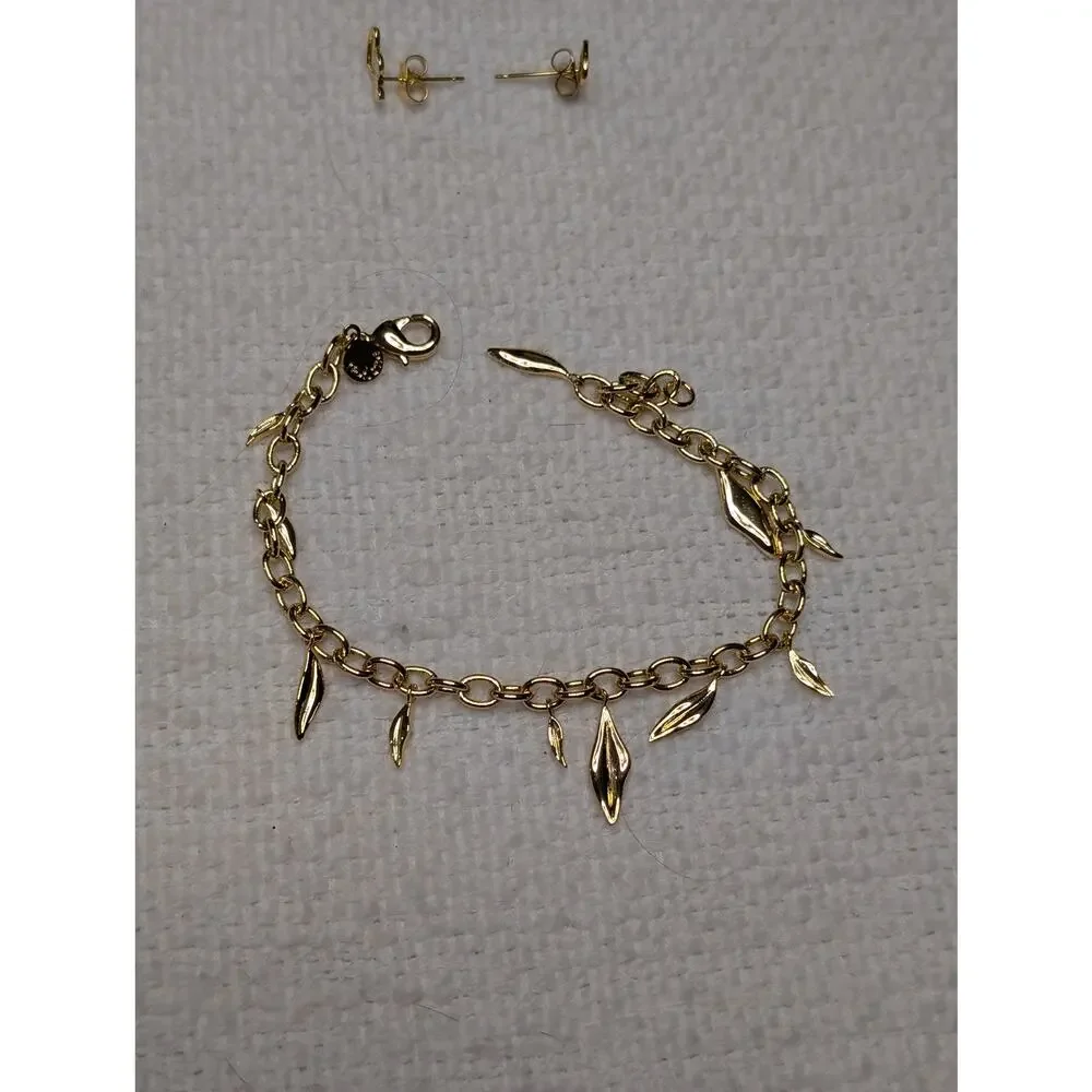 Gorjana Heart Earring and Spike Bracelet Set in Gold - Picture 4 of 4